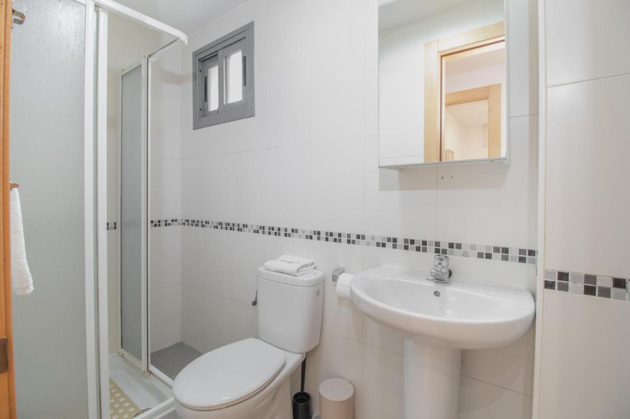 Ferienwohnung C13 Seaside Malaga With Pool And Parking Exterior foto