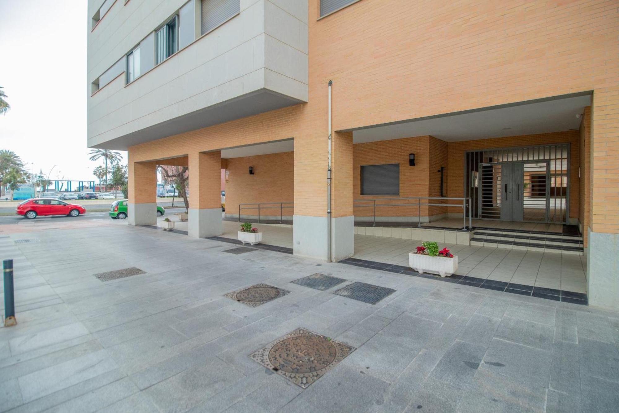 Ferienwohnung C13 Seaside Malaga With Pool And Parking Exterior foto